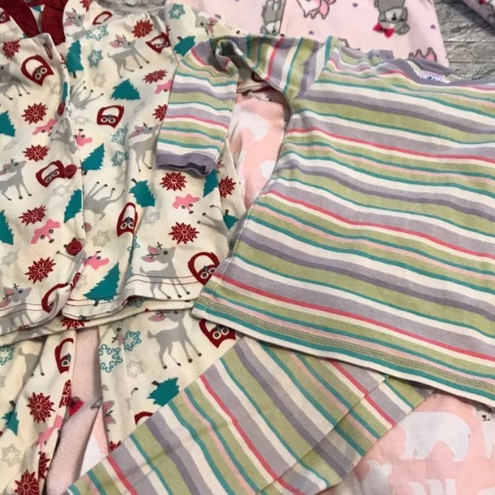 Bundle of 3T girls PJ's